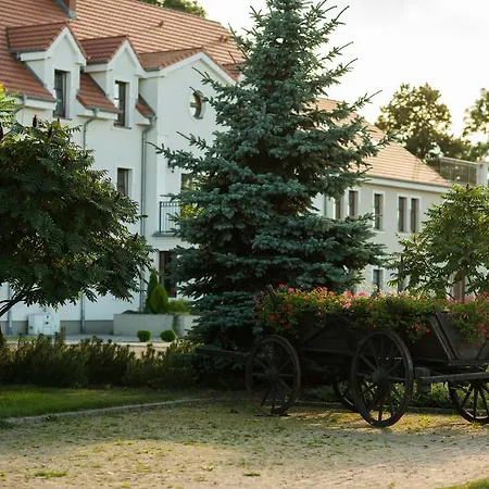 Nadwarcianski Dworek Mlodzikowo Miłosław